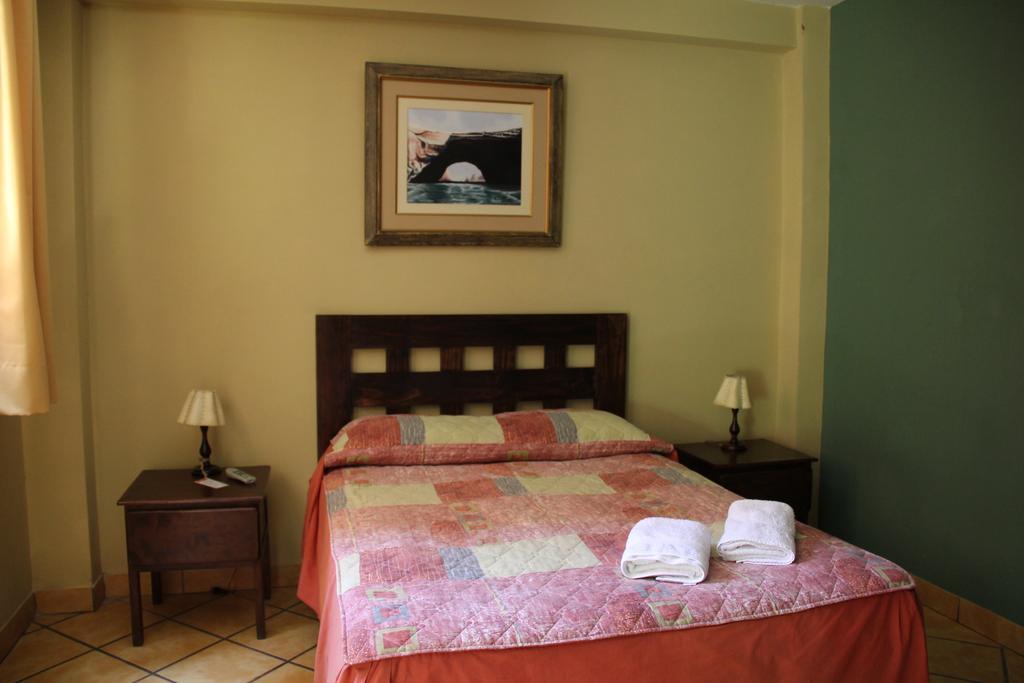 Hostal Tambo Colorado Pisco Habitación foto